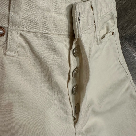 New NWOT We The Free People Mid Rise Jeans Ivory Sz 27 Raw Hem Edge Boho Button - Picture 5 of 10